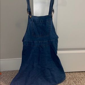 Overall dress